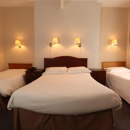 Otel The Esplanade 3*