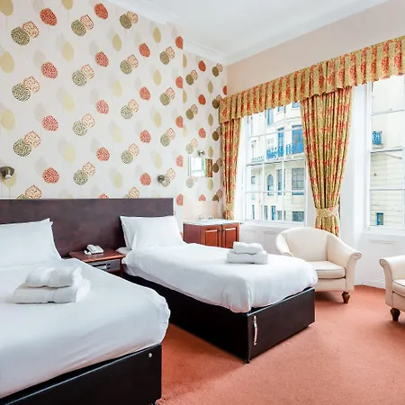 The Esplanade 3*