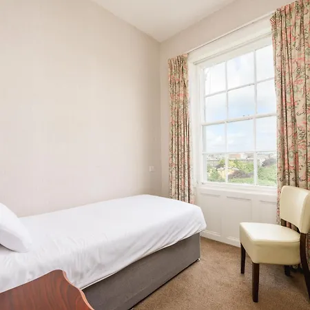 Hotel The Esplanade 3*