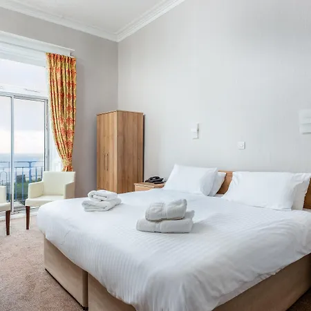 Hotel The Esplanade 3*