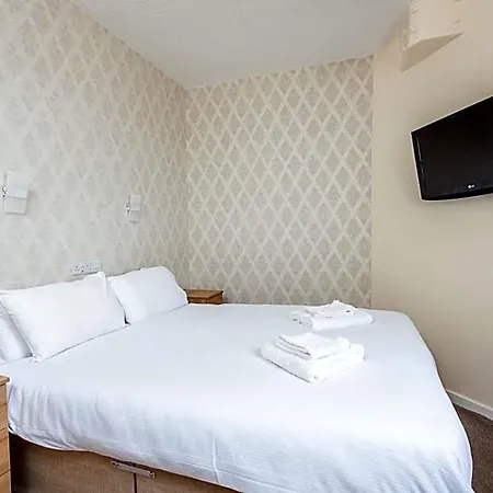 The Esplanade Hotel 3*