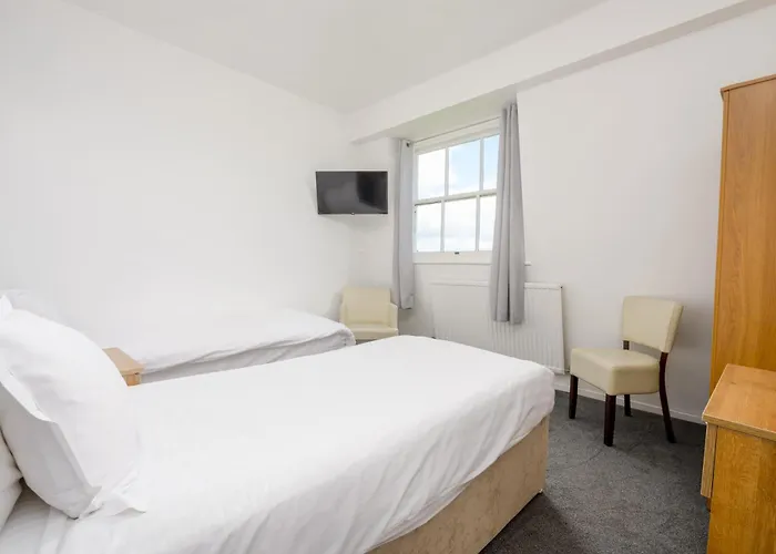 Otel The Esplanade 3*