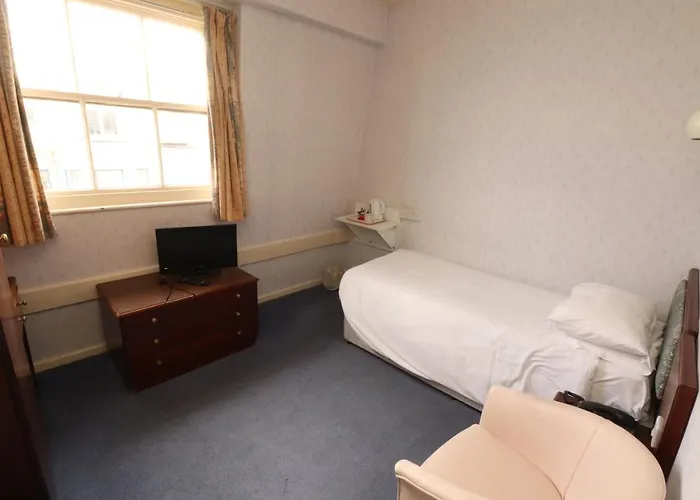 Hotell The Esplanade 3*