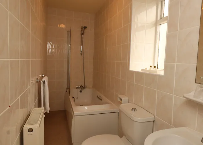 The Esplanade 3* Scarborough